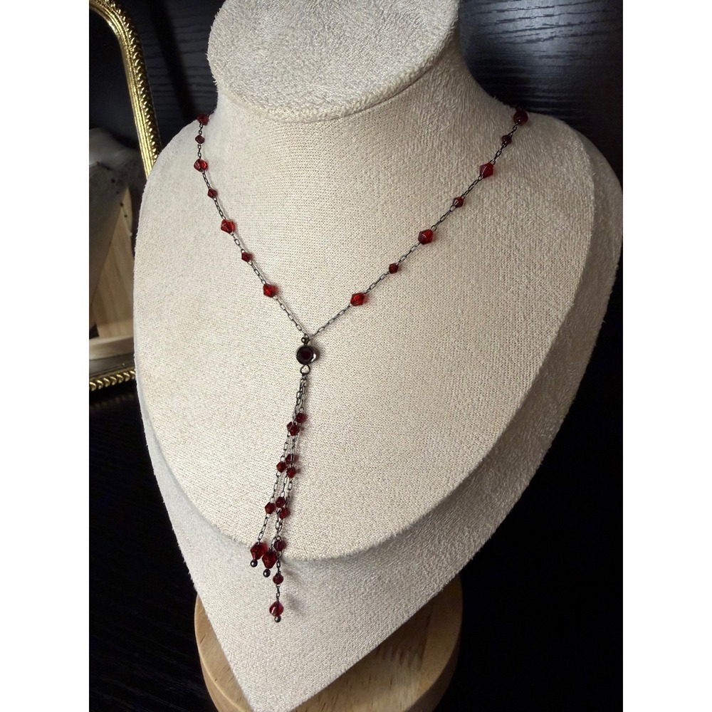 1928 Jewelry Red Beaded Lariat Necklace Gunmetal Tone Y-Drop Tassel Vintage